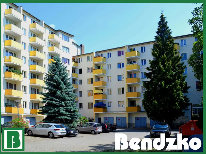 1-Zimmer-Wohnung mit Balkon am Rathaus Friedenau — photo 1